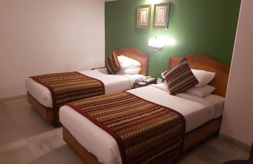 Dadar East Hotel | Ramee Guestline Hotel Dadar