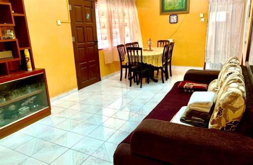 Pokok Sena District House | Ramizu Homestay Pokok Sena