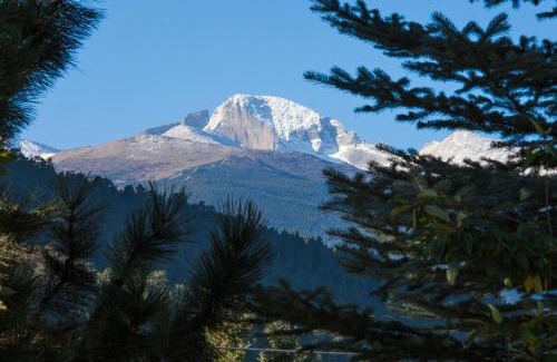 Estes Park Resort | Rams Horn Village Resort
