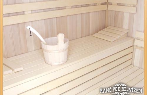Zlate Hory House | Ranc pod Rejvizem