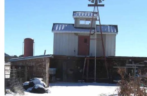 Cane Beds Cabin | "Ranch Cabin" by Zion, Bryce & Grand Canyon