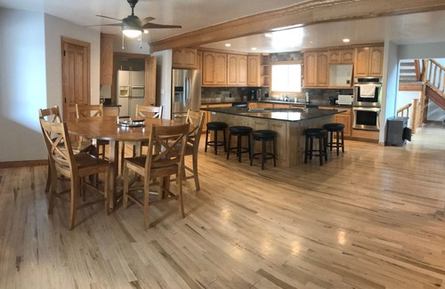 Daniel House | Ranch Cabin Mountain Views, Tennis Court, Fire Pit, Hot Tub, Family Reunions