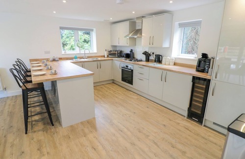 Cow Honeybourne Cottage | Ranch Cottage
