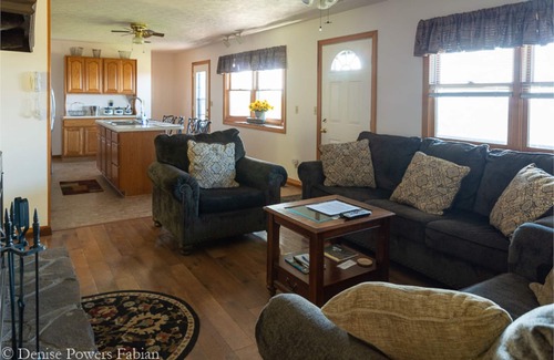 Dryfork House | Ranch Home w/Rolling Hill Views & Hot Tub