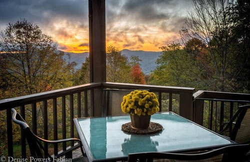 Dryfork House | Ranch Home w/Rolling Hill Views & Hot Tub