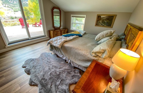 Edwards House | Ranch house on Eagle River 10 minutes from Beaver Creek, 20 to Vail