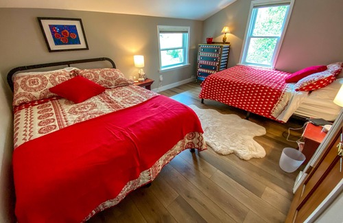 Edwards House | Ranch house on Eagle River 10 minutes from Beaver Creek, 20 to Vail
