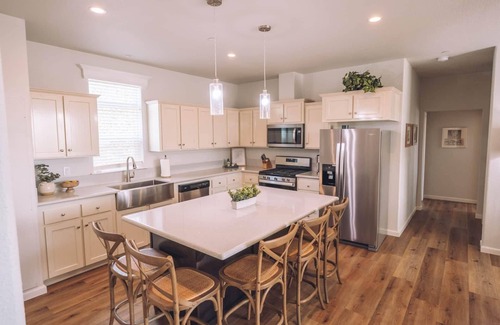 Temecula House | Ranch House View #1 - 4 bedroom, 4 bath home on-site of Galway Downs