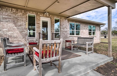 Kerrville House | Ranch House w/Large Backyard - Near Fishing