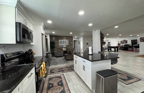 St. Cloud House | Ranch Resort Home in the Lake Nona Saint Cloud area with Superb Amenities,