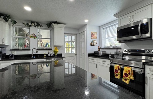 St. Cloud House | Ranch Resort Home in the Lake Nona Saint Cloud area with Superb Amenities,