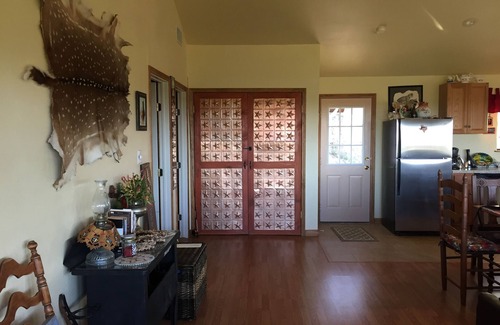 Comfort House | RANCH RETREAT! PEACEFUL GET AWAY! Views, Romantic, Wineries, & Hiking