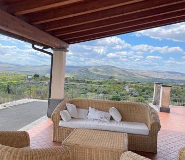 Paterno House | Ranch Simeto