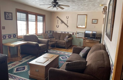 Sioux County Cabin | Ranch Style Cabin House
