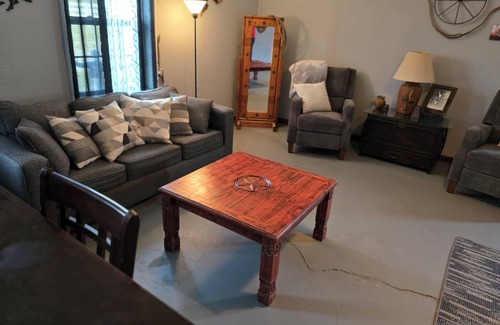 Johnson County Other | Ranch style Farmhouse located on a horse ranch and rescue south of Fort Worth