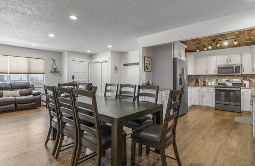 Windsor House | Ranchers Retreat Dream Getaway