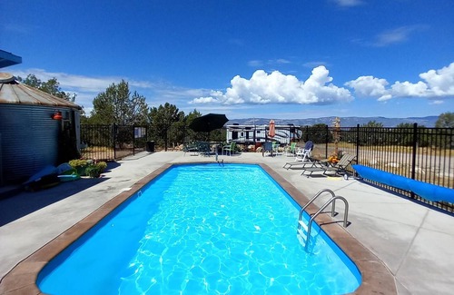 Spring City Apartment | Ranchette Ponderosa - The Nebo #3 at Wind Walker Homestead, Sleeps 4