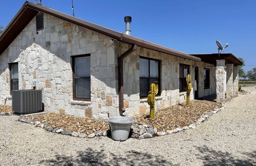 Hondo House | Ranchito in Hondo Texas