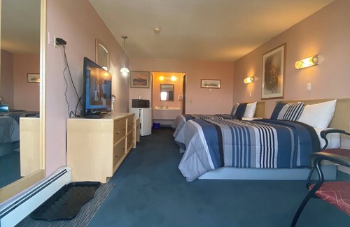 Nanton Hotel | Ranchland Inn