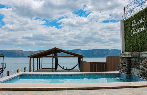 Coatepeque House | Rancho Chanel
