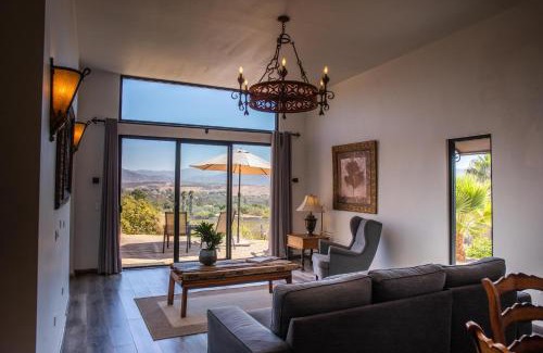 San Antonio de las Minas House | Rancho Cien Piedras