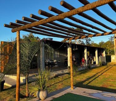 Alexania House | Rancho Contêiner Corumbá 4 - Interlagos Condominium
