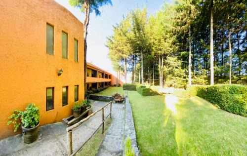 Ocampo Hotel | Rancho Cumbre Monarca