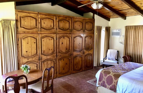 San Antonio de las Minas Bed & Breakfast | Rancho el Parral in Valle de Guadalupe Surrounded by nature