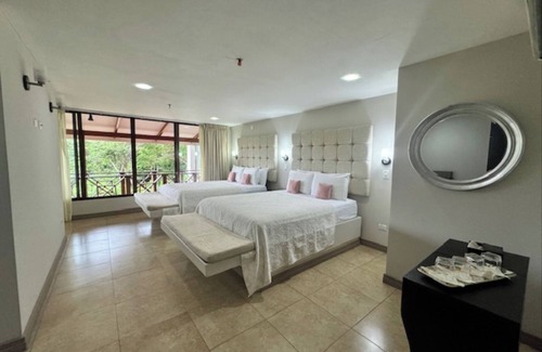 Puerto Humo Hotel | Rancho Humo Estancia