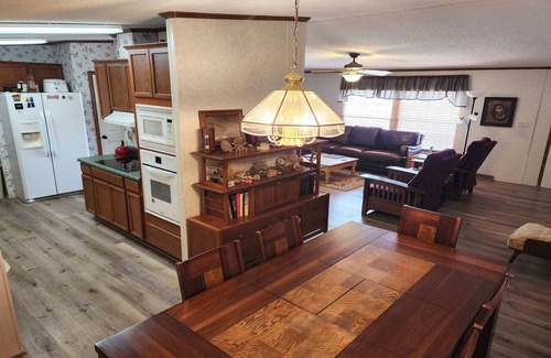 Terlingua House | Rancho Mula Oso PLUS Bunkhouse: Unparalleled Outdoor Space