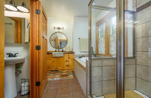 Carlton House | Rancho Relax Inn