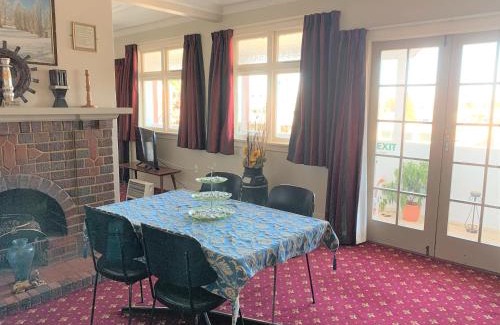 Ranfurly Hotel | Ranfurly Hotel