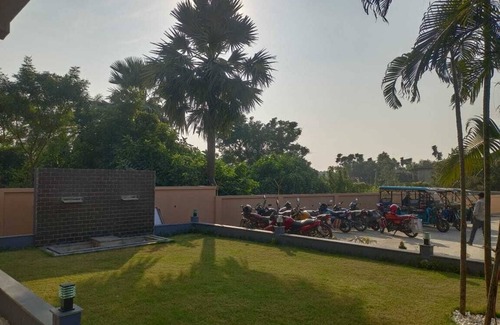 Bolpur Hotel | Rani Kutir Resort