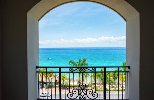 Cozumel Condo | Ranked #1 Resort in Cozumel by US News. Beach front, Unobstructed Caribbean Sea