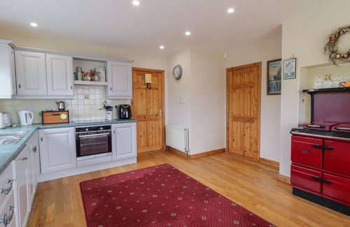 Donegal House | RANNY ROE, pet friendly, with open fire in Portsalon, County Donegal