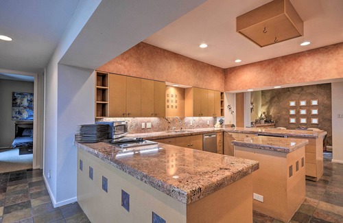 Ransom Canyon Villa | Ransom Canyon Villa w/Pool - Steps to Lake!