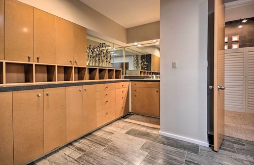 Ransom Canyon Villa | Ransom Canyon Villa w/Pool - Steps to Lake!