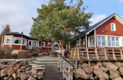 Kotka Cottage | Rantakari Seaside Cottage in Kotka