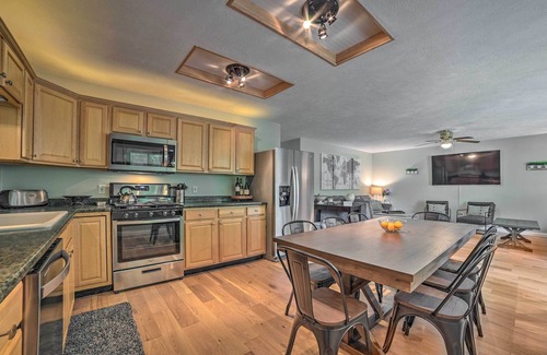 Rapid City Cottage | Rapid City Cottage w/Deck: 1/4 Mi to Torch Lake!