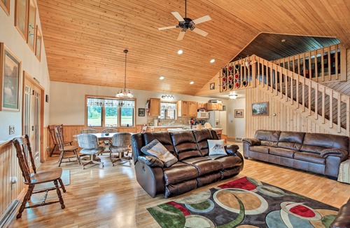 Rapid River Cabin | Rapid River Log Cabin w/Loft on 160 Scenic Acres