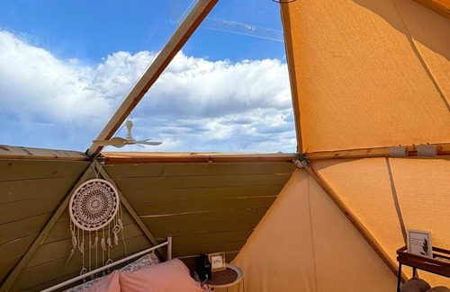 Valle House | Raptor Ranch Glamping