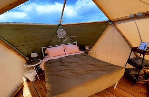 Valle House | Raptor Ranch Glamping