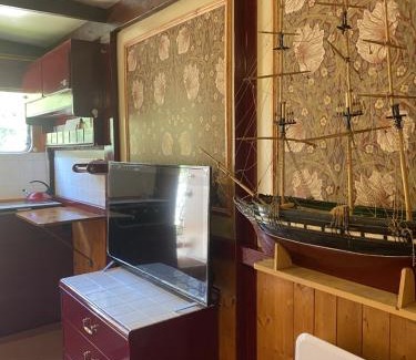 Turnchapel House | Rare 1954 Renovated Vintage Lorry - Costal Location