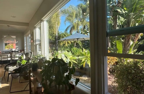 South Arroyo House | RARE- 5 min to Rose Bowl home w/heated POOL, GYM, & OFFICE