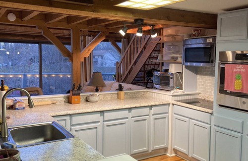 Monticello House | Rare A-Frame w/Lake Cumberland Views