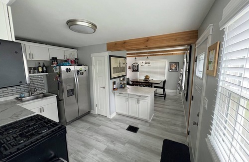 Keller Park House | RARE CHANCE TO RENT THIS SPECIAL ND HOME 2 MILES FROM ND CAMPUS - A&M GAME ONLY