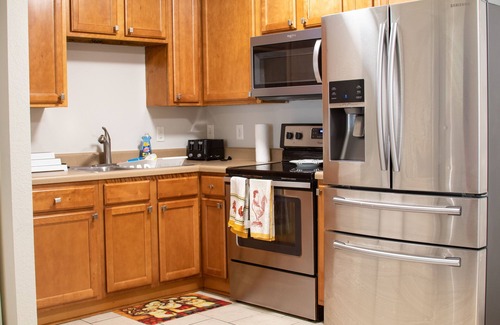 Villa Heights House | Rare Charming Townhome By Plaza Midwood/Noda, 10 min drive uptown