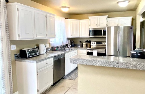Cimarron Hills House | Rare Find! Cozy Springs Getaway - Close To Base!