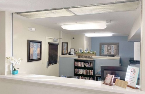 Westchase House | Rare Gem! FREE Parking, Pets Allowed, Close to Harwin Drive Shopping District!