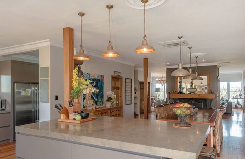 Tamahere House | Rare Gem in Tamahere - for 14+ space galore
